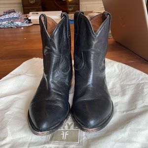 Frye Black Leather Ankle Boots 8.5 but fit more like an 8